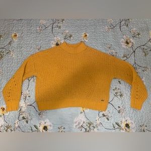 Hollister Mock Turtleneck Chunky Chenille Crop Cozy Mustard Yellow Sweater